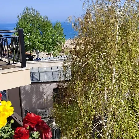 Apartment Skyline Sea View - център златни пясъци, първа линия Golden Sands