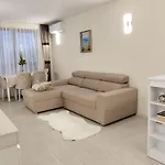 Skyline Sea View - център златни пясъци, първа линия * Golden Sands