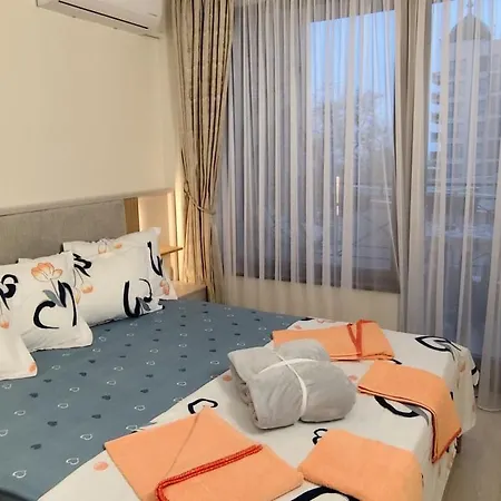 Skyline Sea View - център златни пясъци, първа линия Apartmán *
