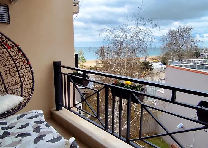 Appartamento Skyline Sea View - център златни пясъци, първа линия *